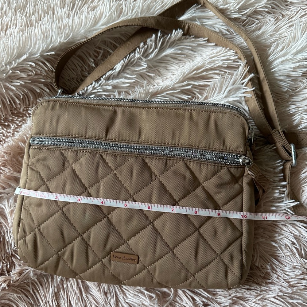 Vera Bradley tan quilted triple compartment bag with Geometric Stitching